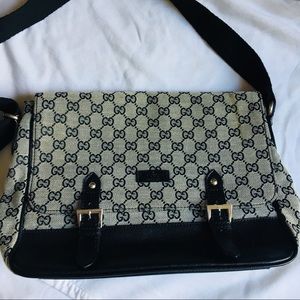 Gucci Messenger Bag